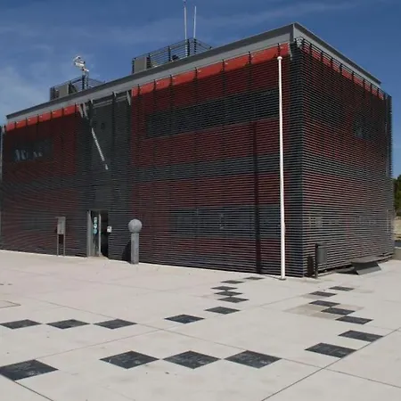 Sleep And Sail - Marina De - Lisbon's Coast Hotel na wodzie