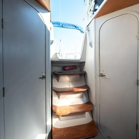 Sleep And Sail - Marina De - Lisbon's Coast *